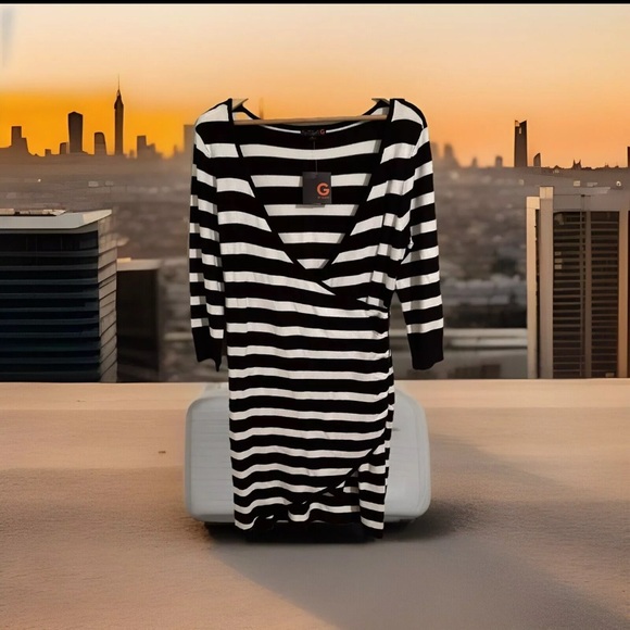 Guess XL Kaysia Wrap SWT Dress Black/White Striped Stretch Knee Length Side Zip - Picture 3 of 7